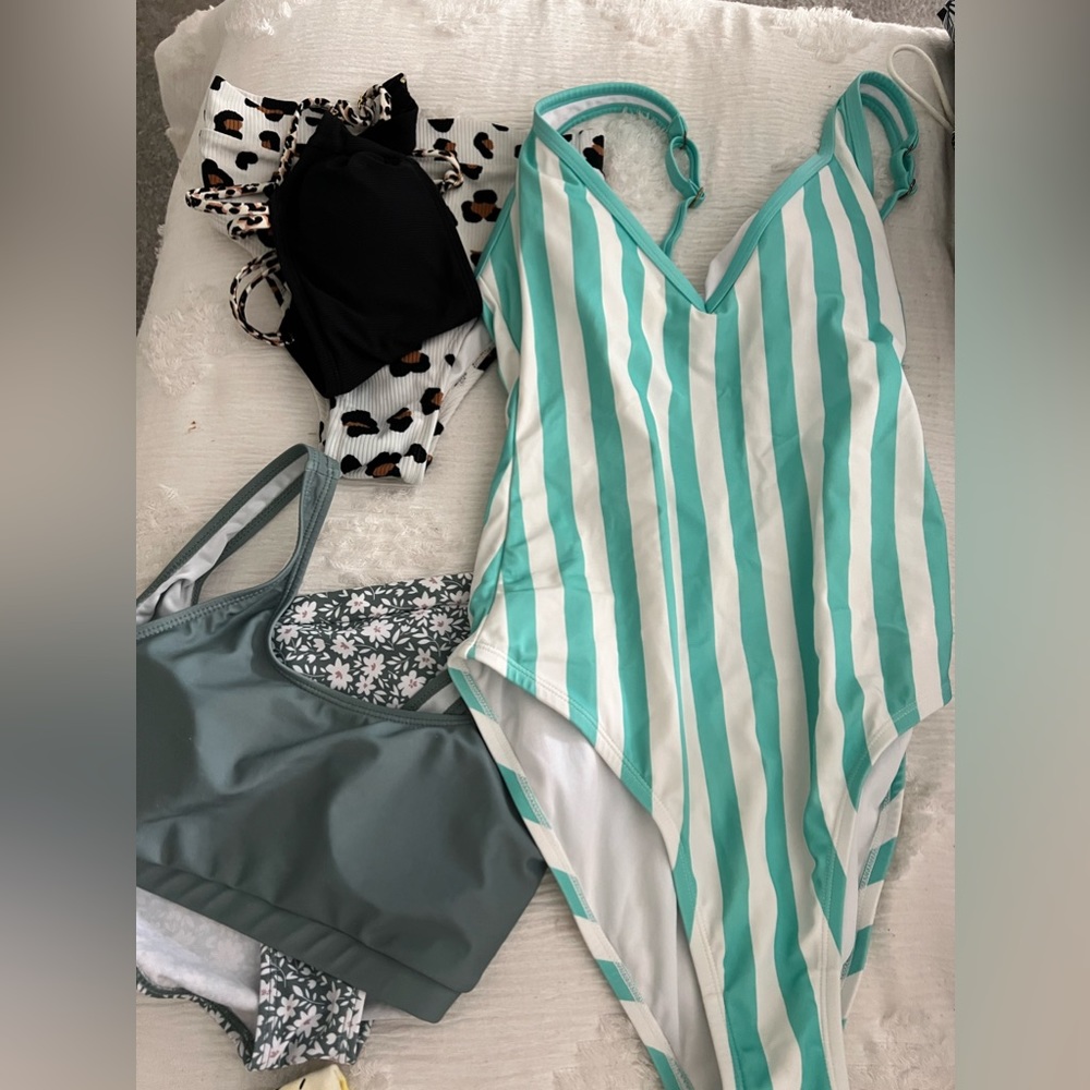 Bath suit bundle